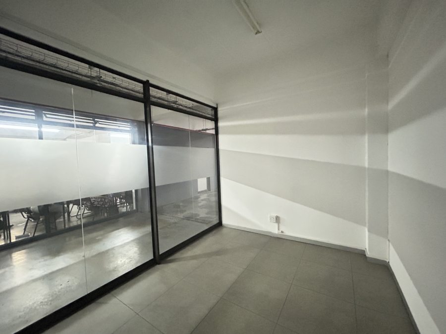 To Let commercial Property for Rent in Woodstock Western Cape